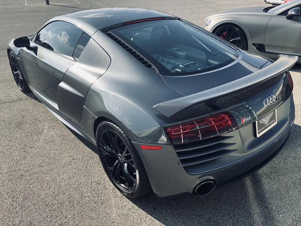 2015 Audi 42 R8 - Image 18 of 31