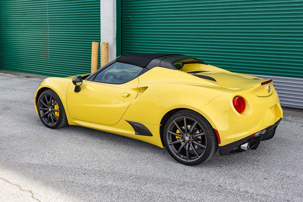 2016 Alfa Romeo 4C Spider - Image 14 of 31