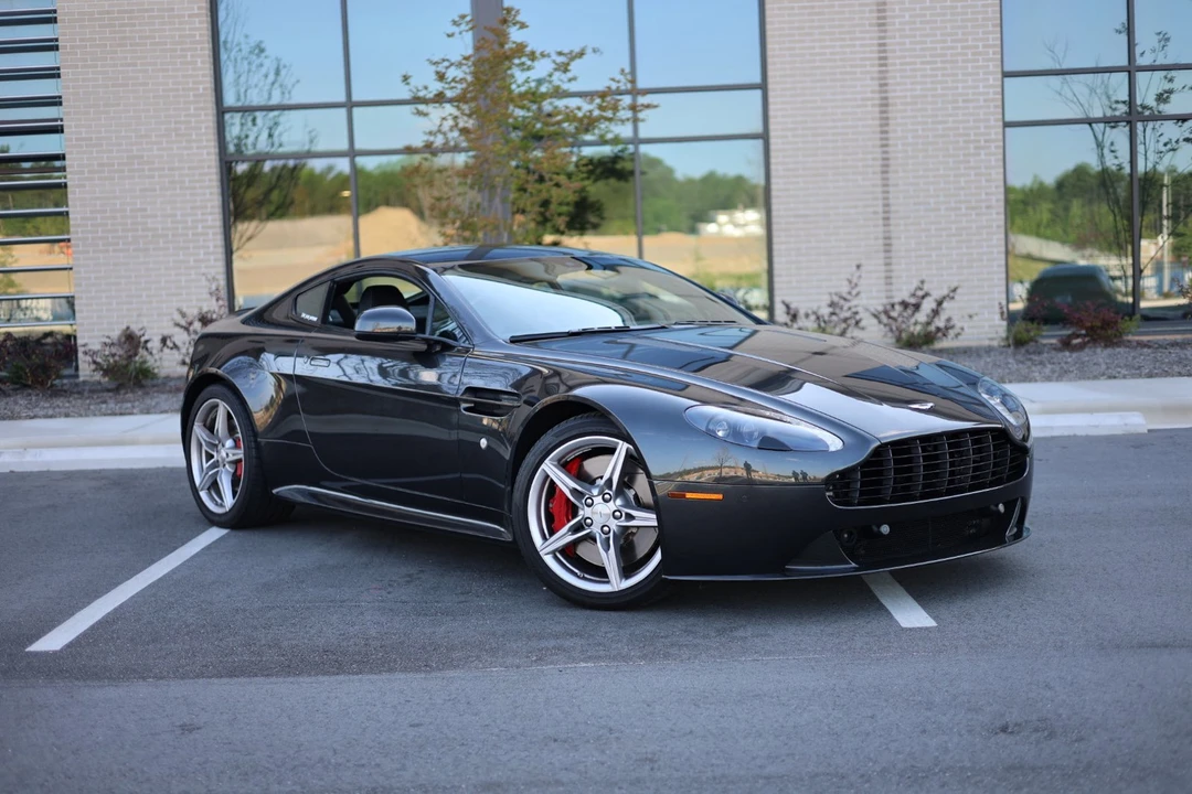 2016 Aston Martin V8 Vantage (2006-2017) - Image 2 of 31