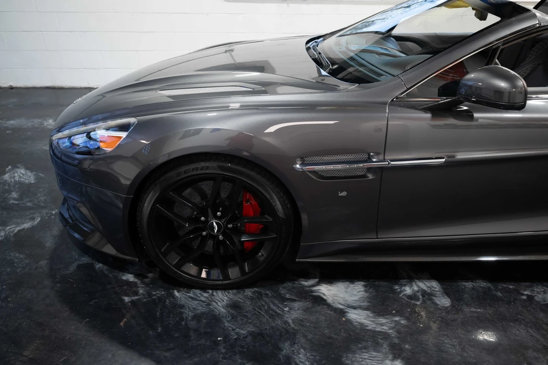 2016 Aston Martin Vanquish 2nd Gen - Image 30 of 31