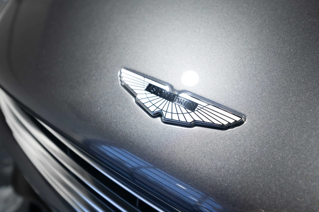 2016 Aston Martin Vanquish 2nd Gen - Image 24 of 31