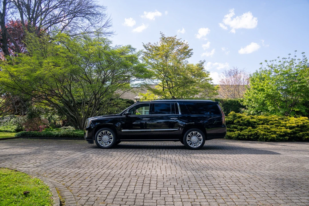 2016 Cadillac Escalade 4th Gen - Image 7 of 31