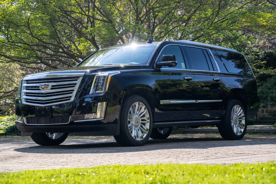 2016 Cadillac Escalade 4th Gen - Image 22 of 31
