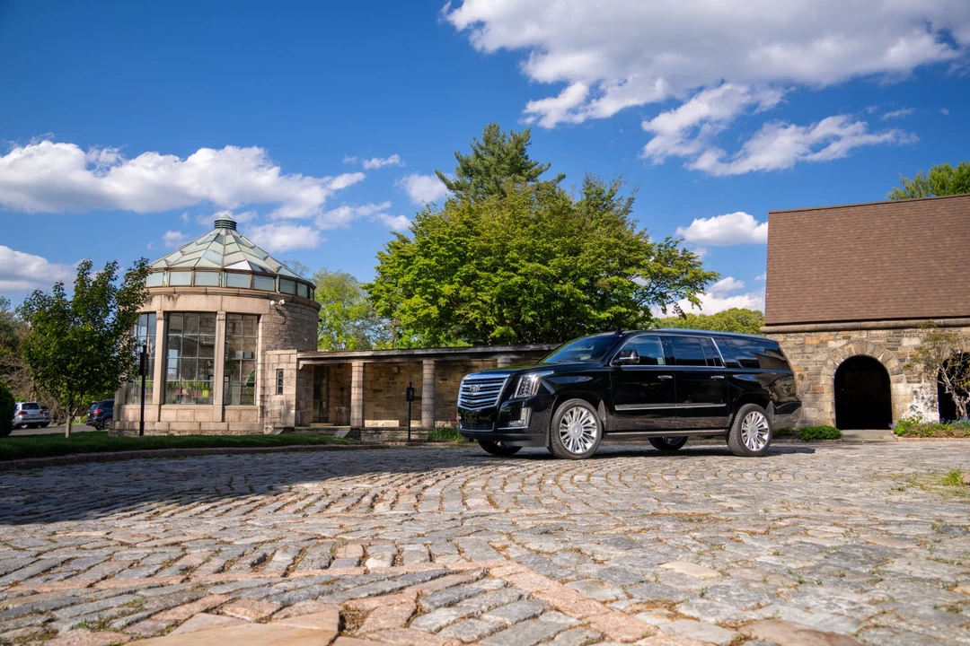 2016 Cadillac Escalade 4th Gen - Image 6 of 31