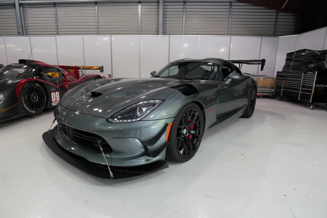 2016 Dodge Viper ACR 5th Gen - Image 3 of 31