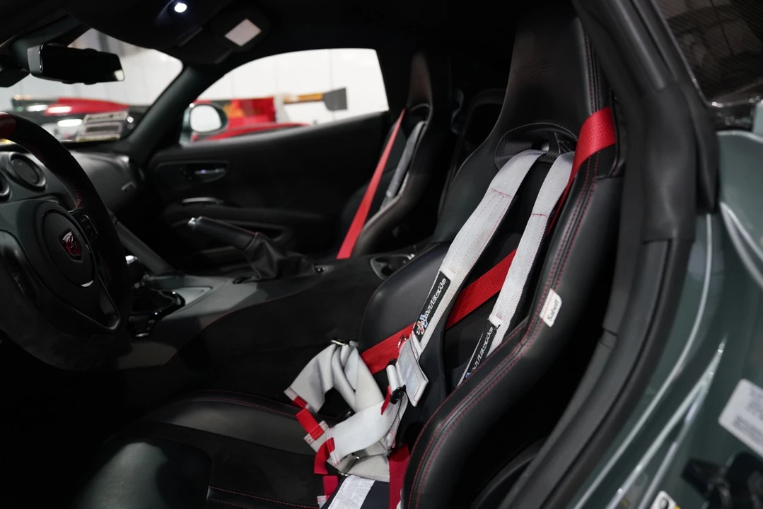 2016 Dodge Viper ACR 5th Gen - Image 16 of 31