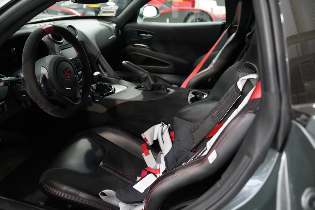 2016 Dodge Viper ACR 5th Gen - Image 17 of 31