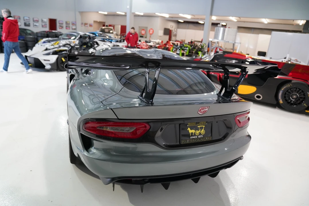 2016 Dodge Viper ACR 5th Gen - Image 10 of 31
