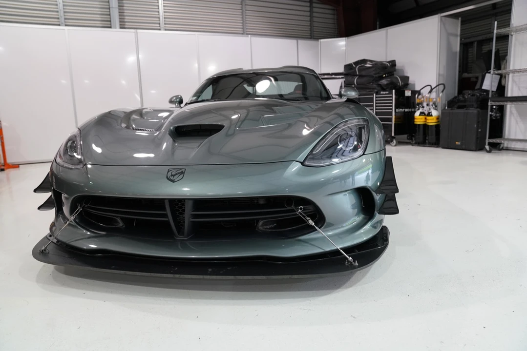 2016 Dodge Viper ACR 5th Gen - Image 15 of 31