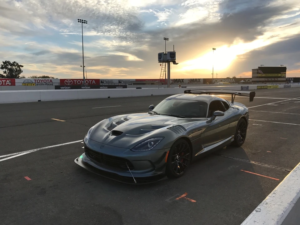 2016 Dodge Viper ACR 5th Gen - Image 2 of 31