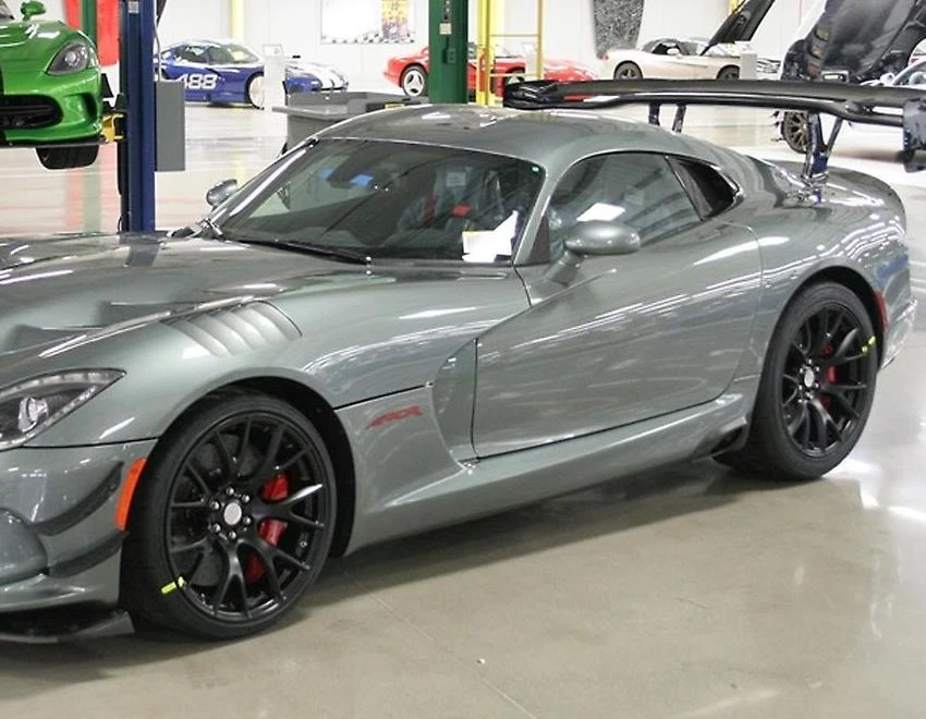 2016 Dodge Viper ACR 5th Gen - Image 27 of 31