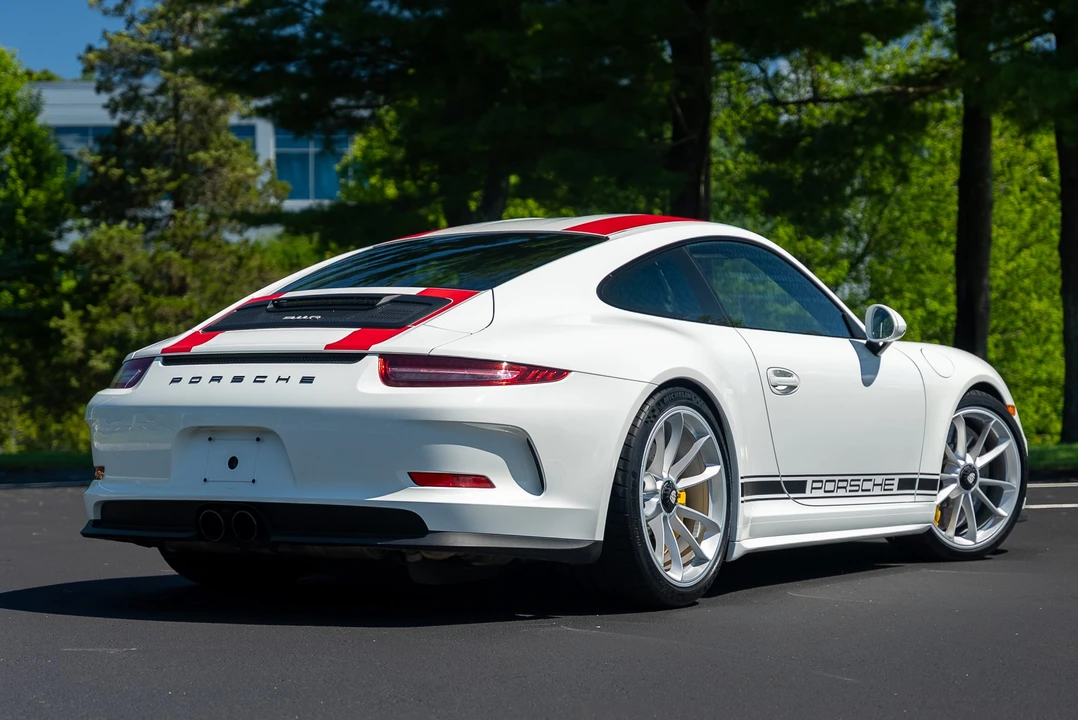 2016 Porsche 991 R - Image 11 of 31