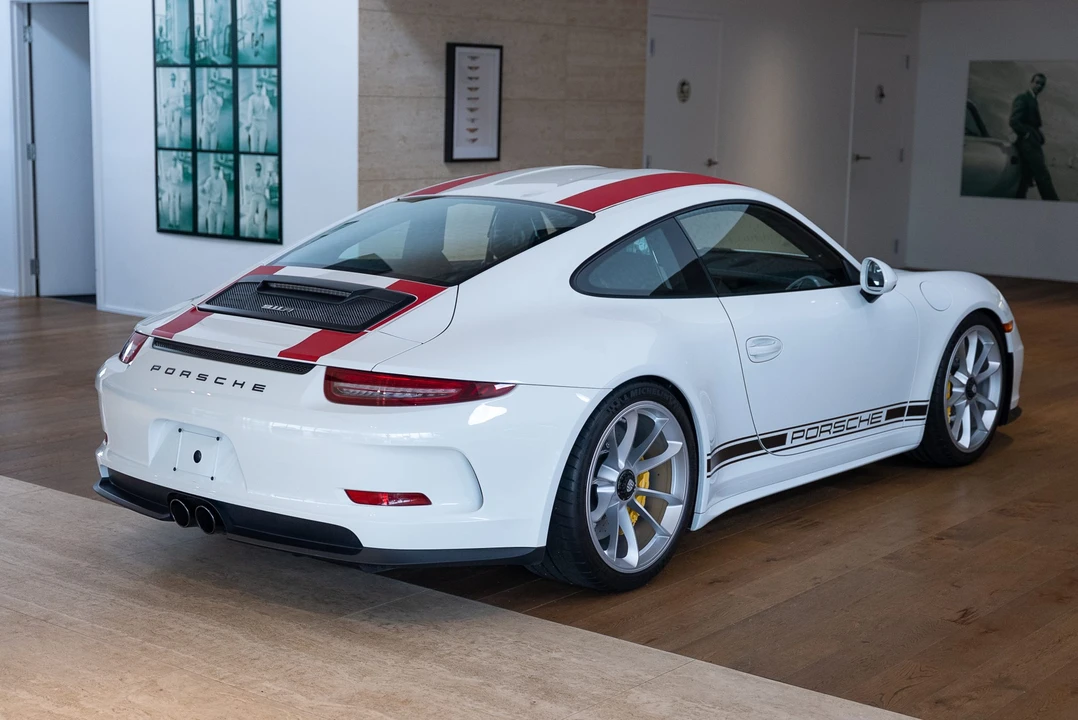 2016 Porsche 991 R - Image 27 of 31