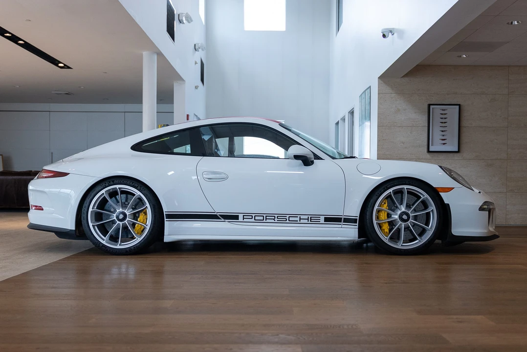 2016 Porsche 991 R - Image 26 of 31