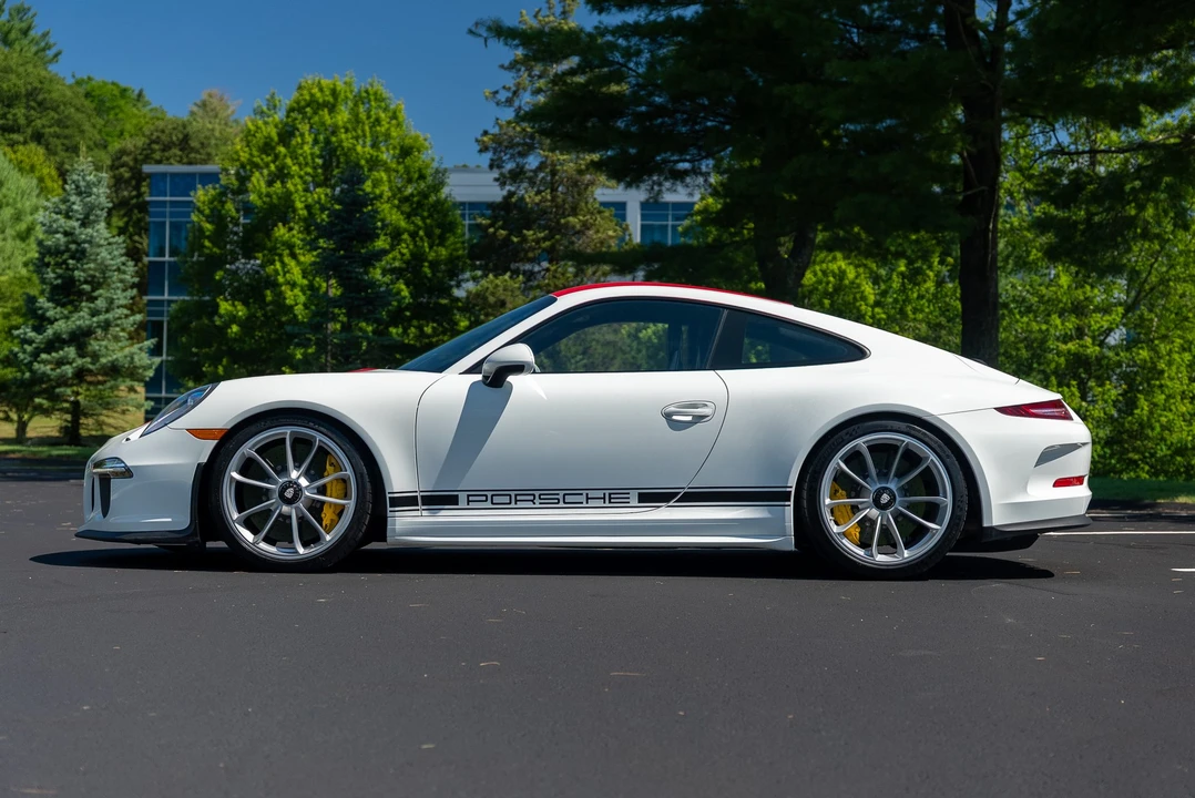 2016 Porsche 991 R - Image 18 of 31