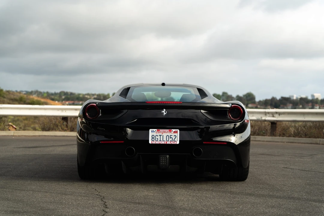 2017 Ferrari 488 GTB - Image 19 of 31