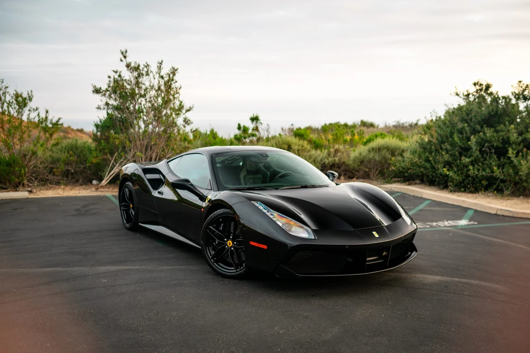 2017 Ferrari 488 GTB - Image 4 of 31