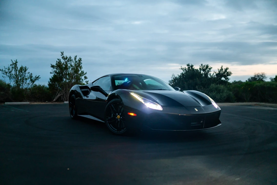2017 Ferrari 488 GTB - Image 28 of 31