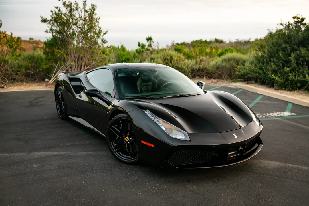 2017 Ferrari 488 GTB - Image 2 of 31