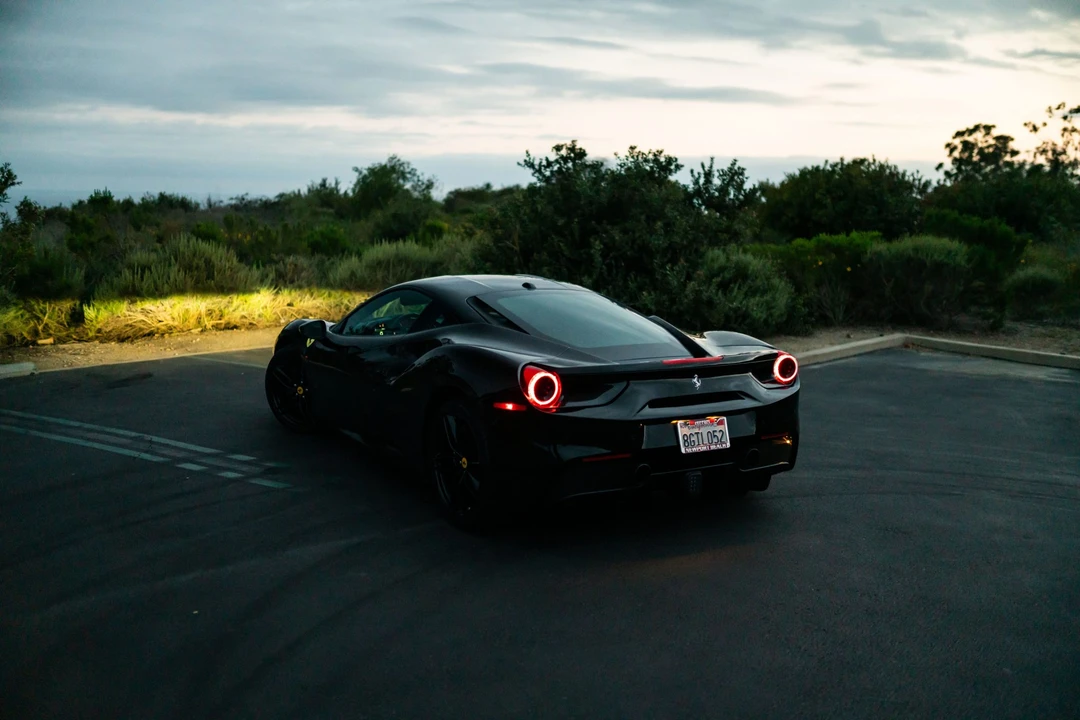 2017 Ferrari 488 GTB - Image 12 of 31
