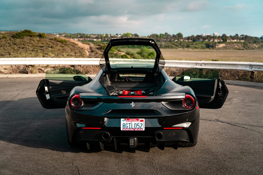 2017 Ferrari 488 GTB - Image 31 of 31