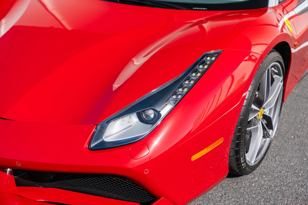 2018 Ferrari 488 GTB - Image 24 of 31