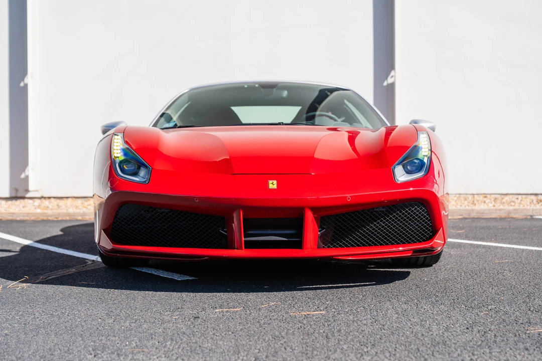 2018 Ferrari 488 GTB - Image 10 of 31