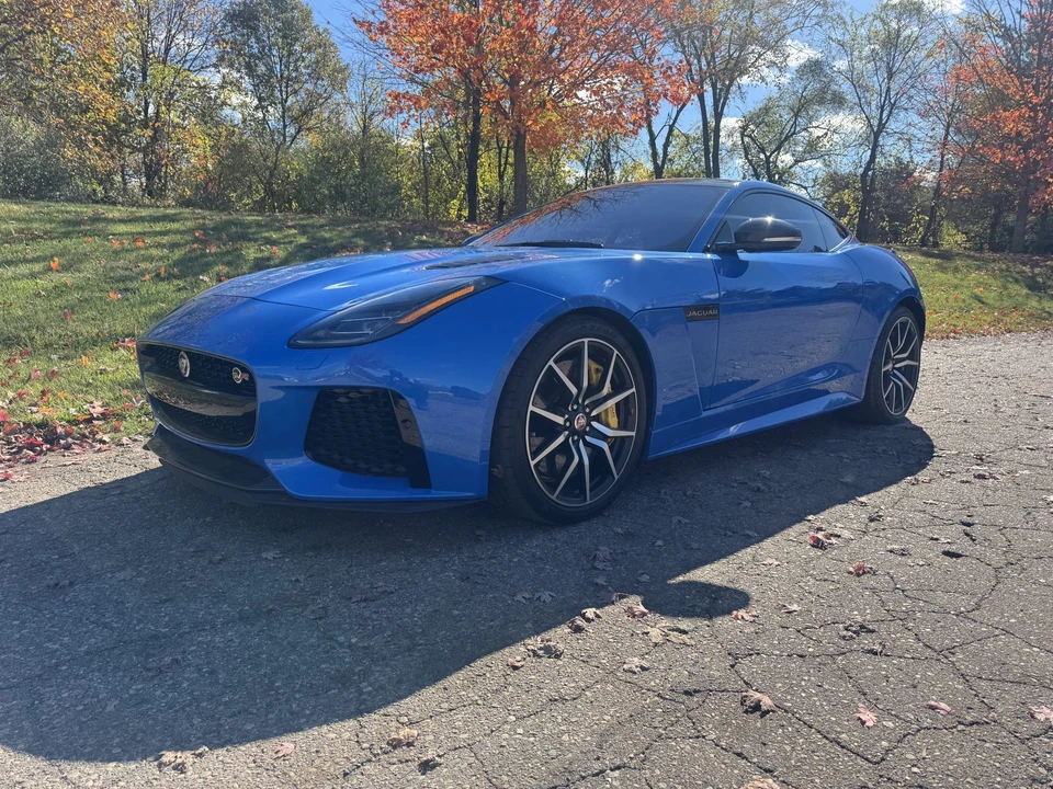 2018 Jaguar F-Type SVR 1st Gen - Image 2 of 31