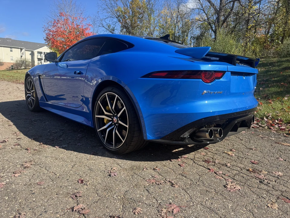2018 Jaguar F-Type SVR 1st Gen - Image 27 of 31