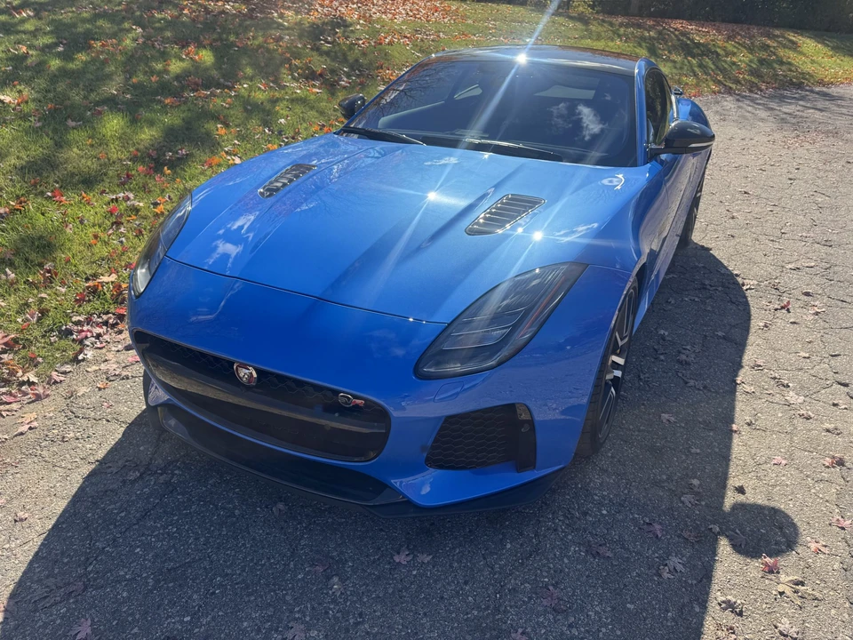 2018 Jaguar F-Type SVR 1st Gen - Image 7 of 31