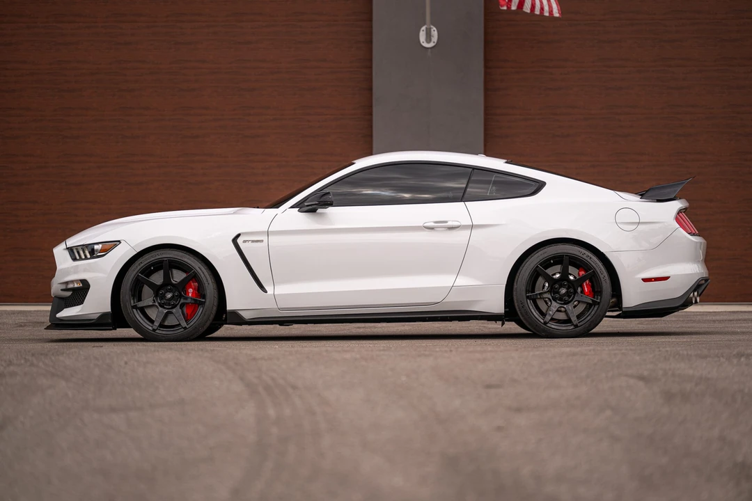2019 Ford S550 Shelby Mustang GT350R - Image 8 of 31