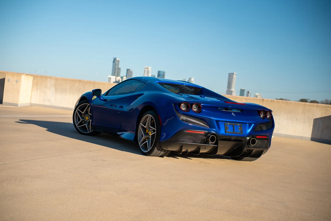 2022 Ferrari F8 Spider - Image 12 of 31