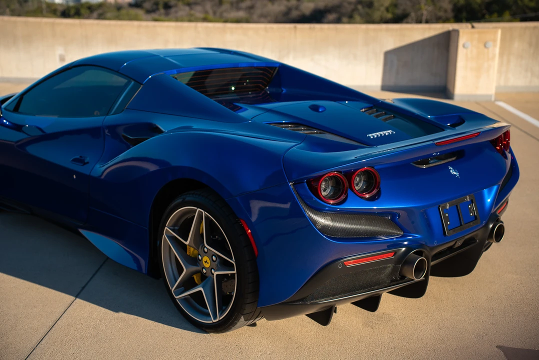 2022 Ferrari F8 Spider - Image 21 of 31