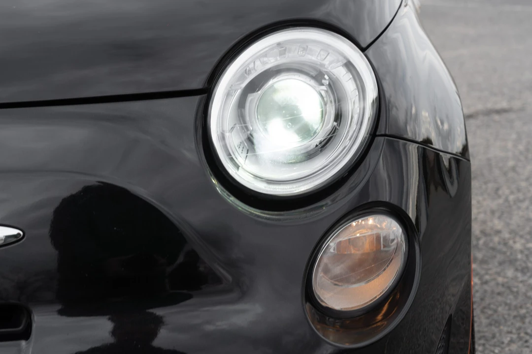 2013 Fiat Abarth 500 - Image 12 of 31