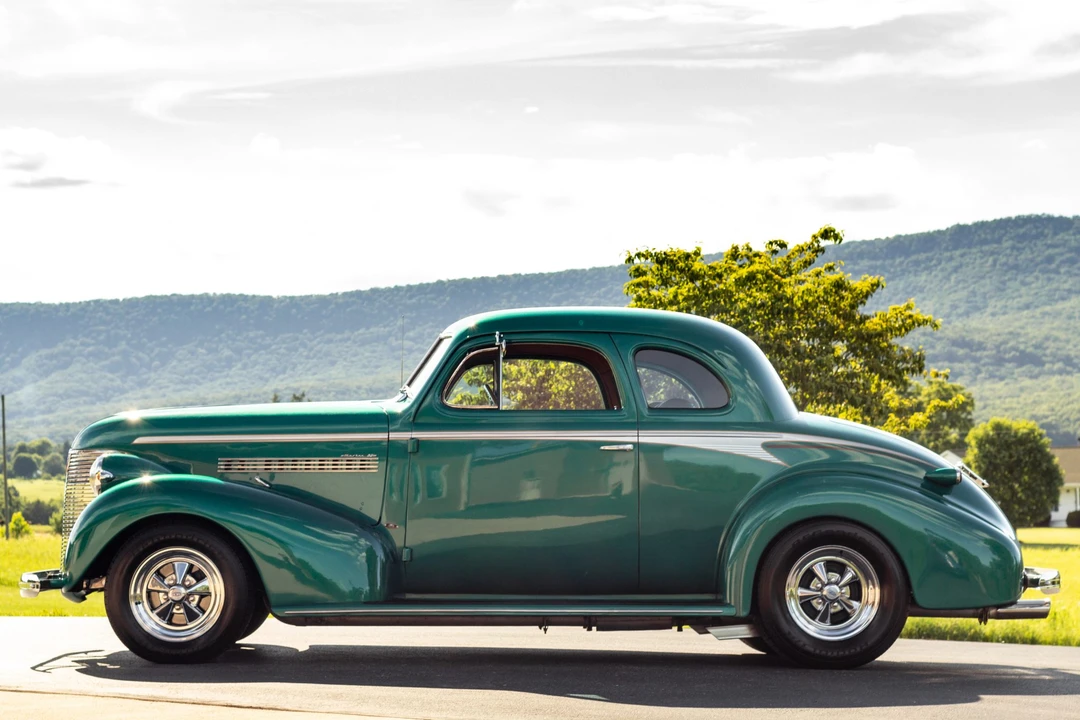 1939 Chevrolet Standard & Master & Master Deluxe & Special Deluxe - Image 2 of 31