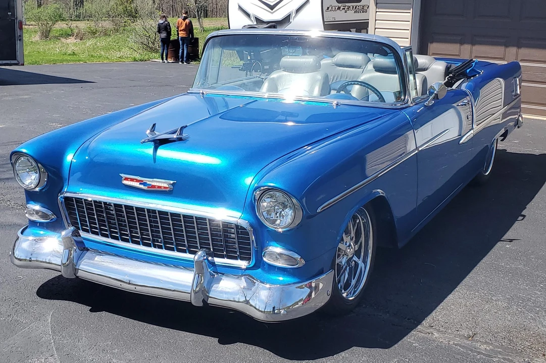 1955 Chevrolet Tri-Five Bel Air Convertible - Image 2 of 31