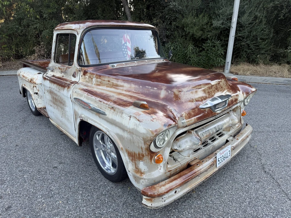 1955 Chevrolet Task Force - Image 15 of 31