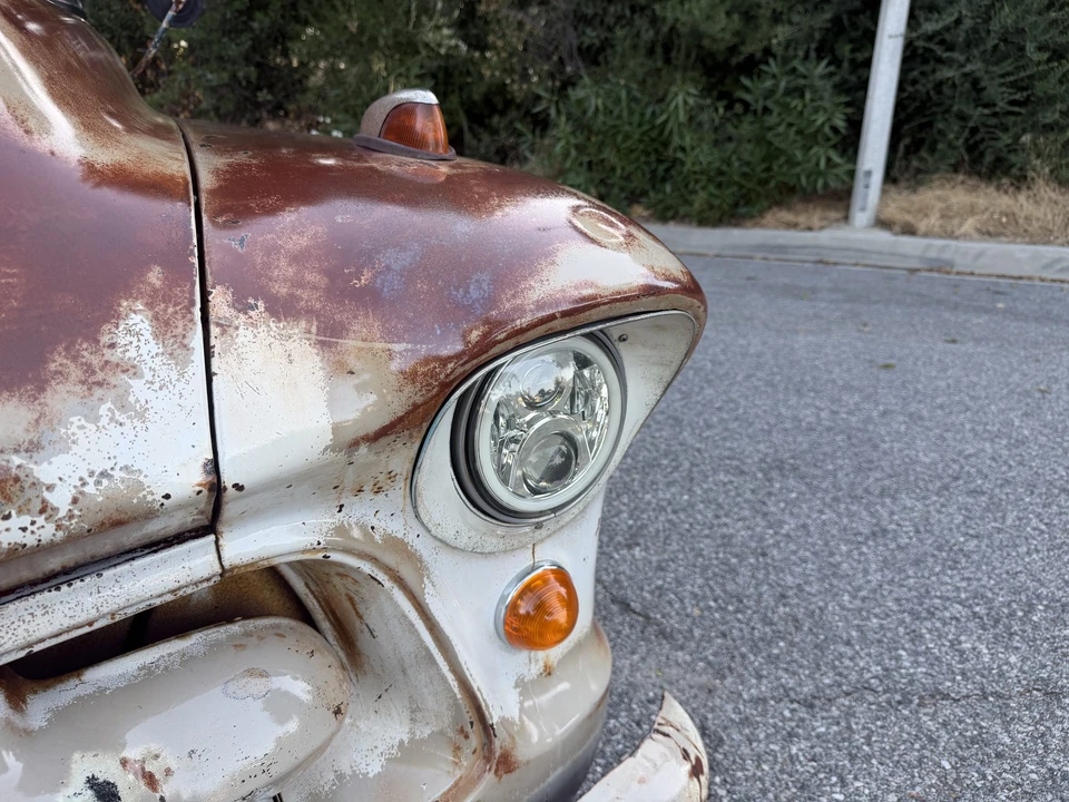 1955 Chevrolet Task Force - Image 21 of 31