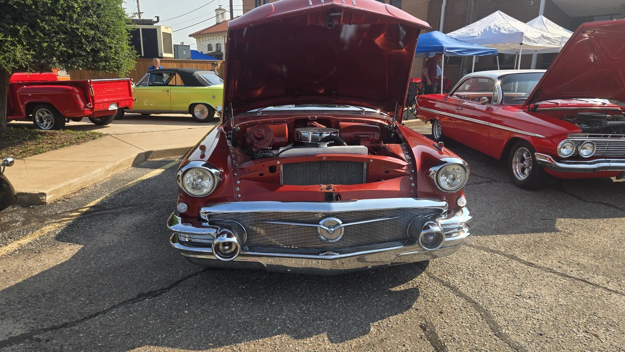 1956 Buick Super - Image 14 of 31