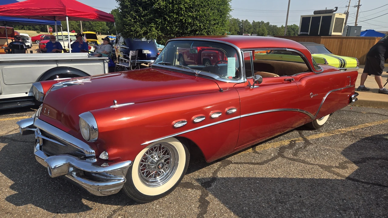 1956 Buick Super - Image 4 of 31