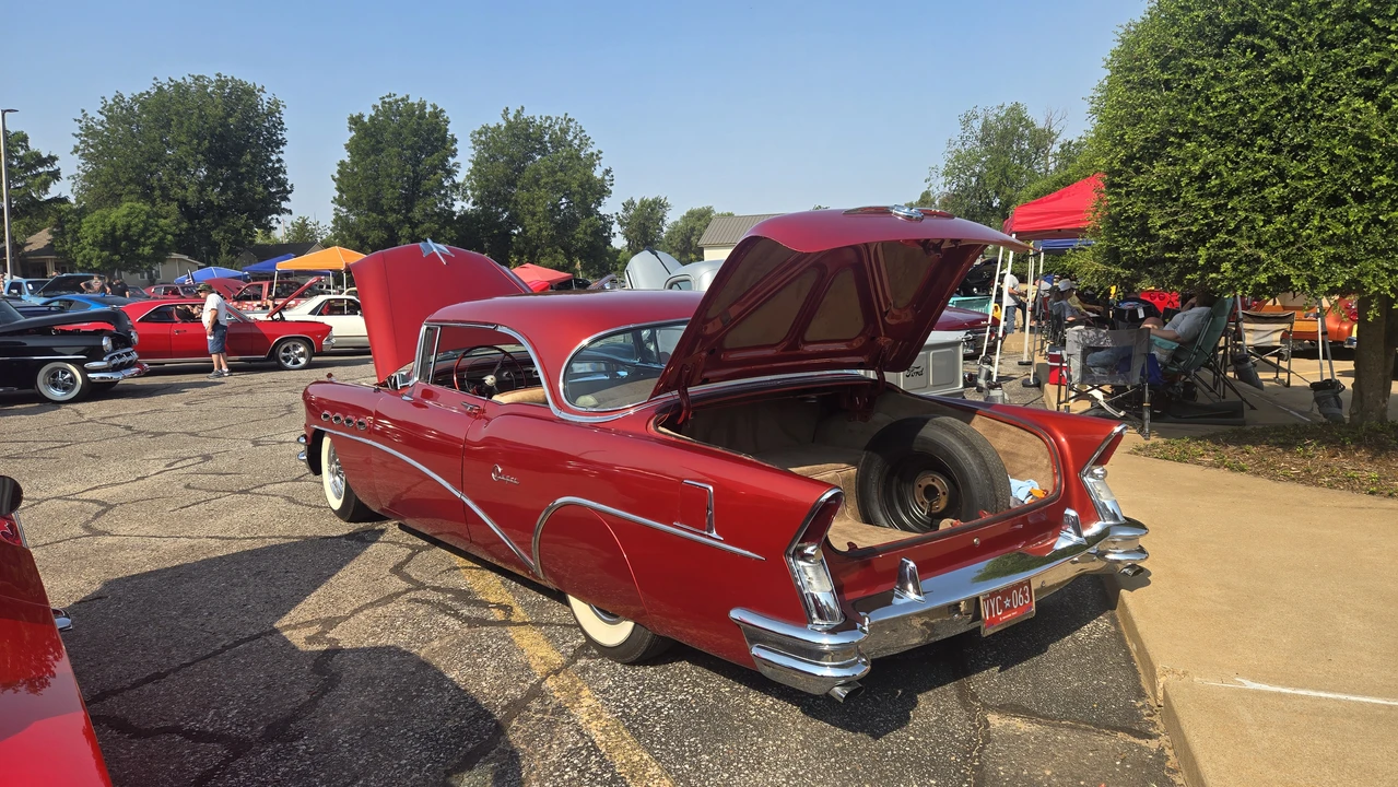 1956 Buick Super - Image 13 of 31