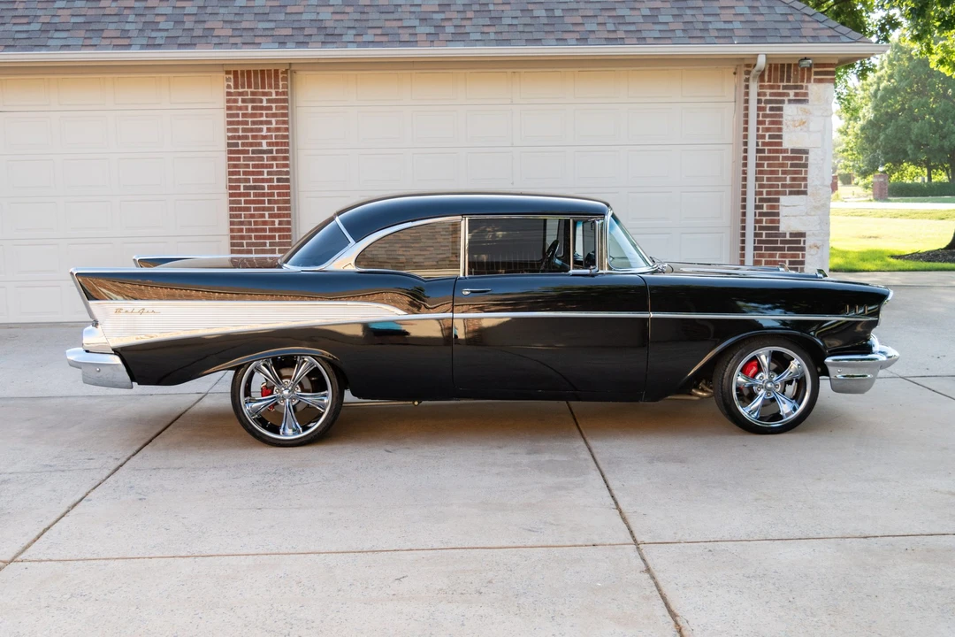 1957 Chevrolet Tri-Five Bel Air 2-Door Hardtop & Coupe - Image 6 of 31