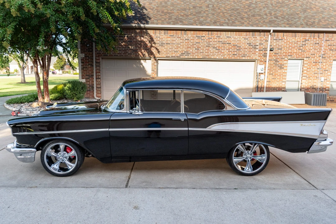 1957 Chevrolet Tri-Five Bel Air 2-Door Hardtop & Coupe - Image 2 of 31