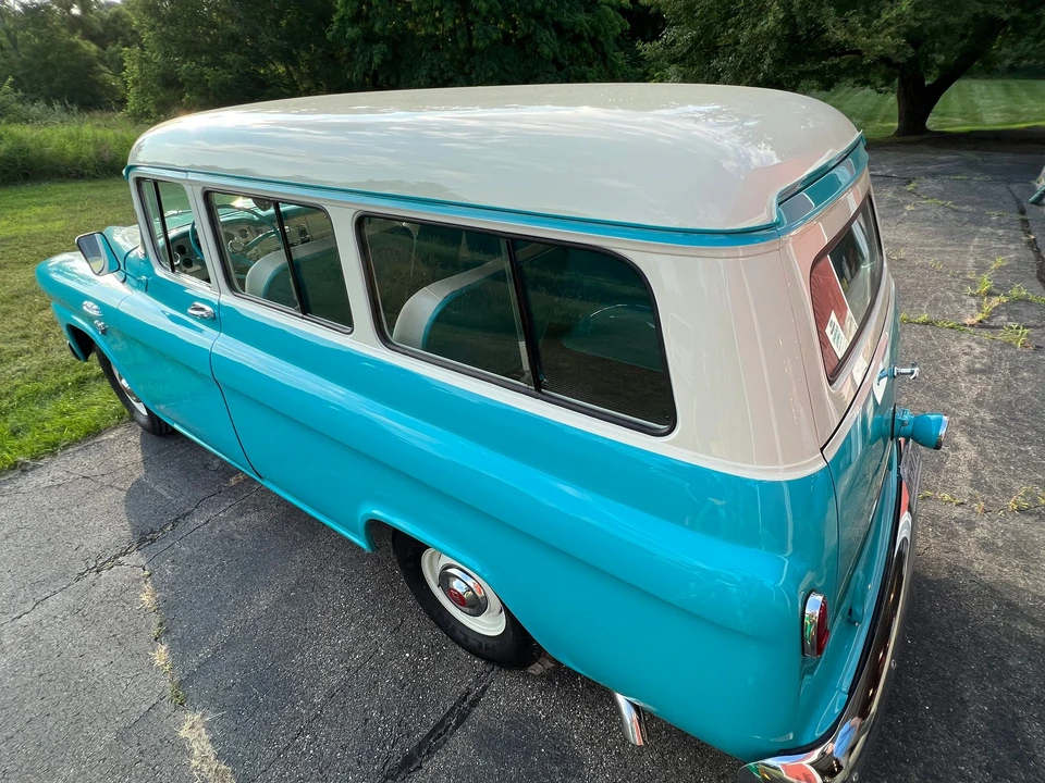1958 GMC Suburban 4th Gen - Image 18 of 31