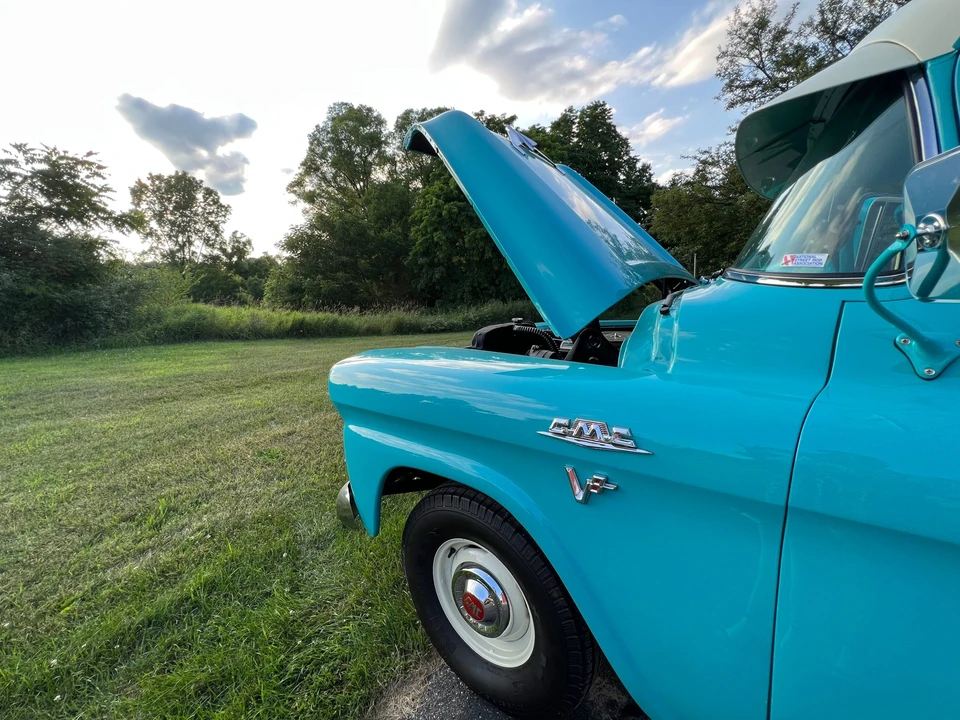 1958 GMC Suburban 4th Gen - Image 30 of 31