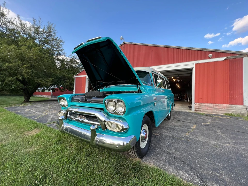 1958 GMC Suburban 4th Gen - Image 21 of 31