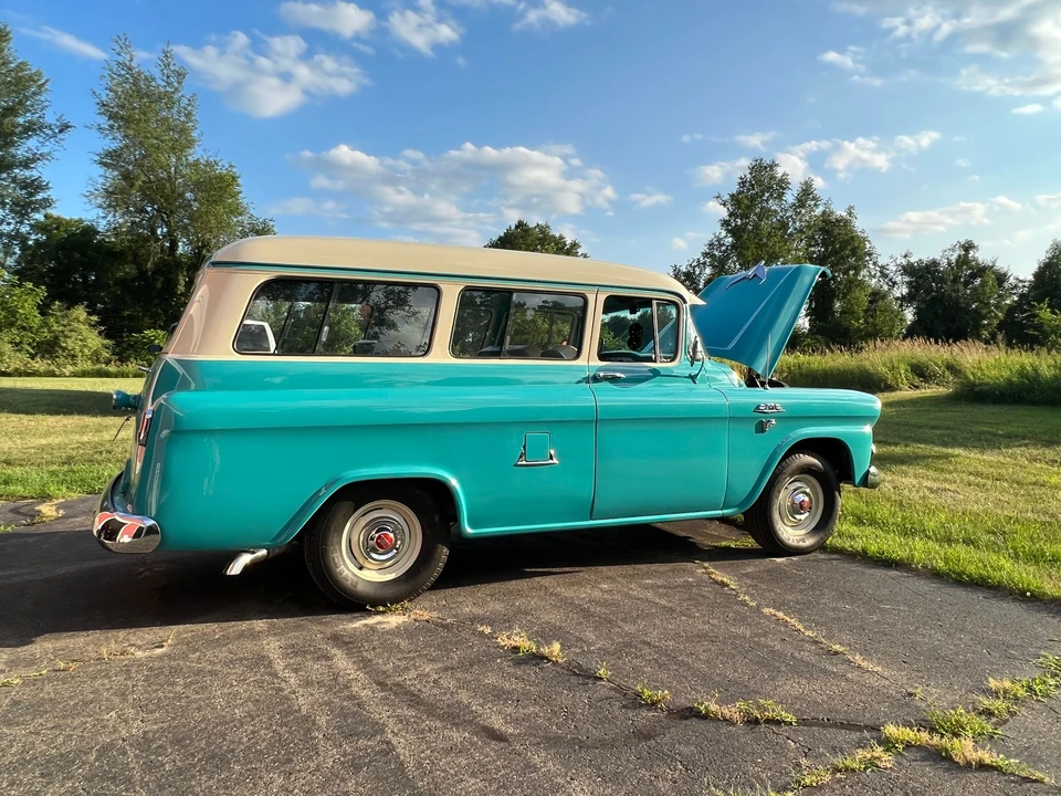 1958 GMC Suburban 4th Gen - Image 22 of 31