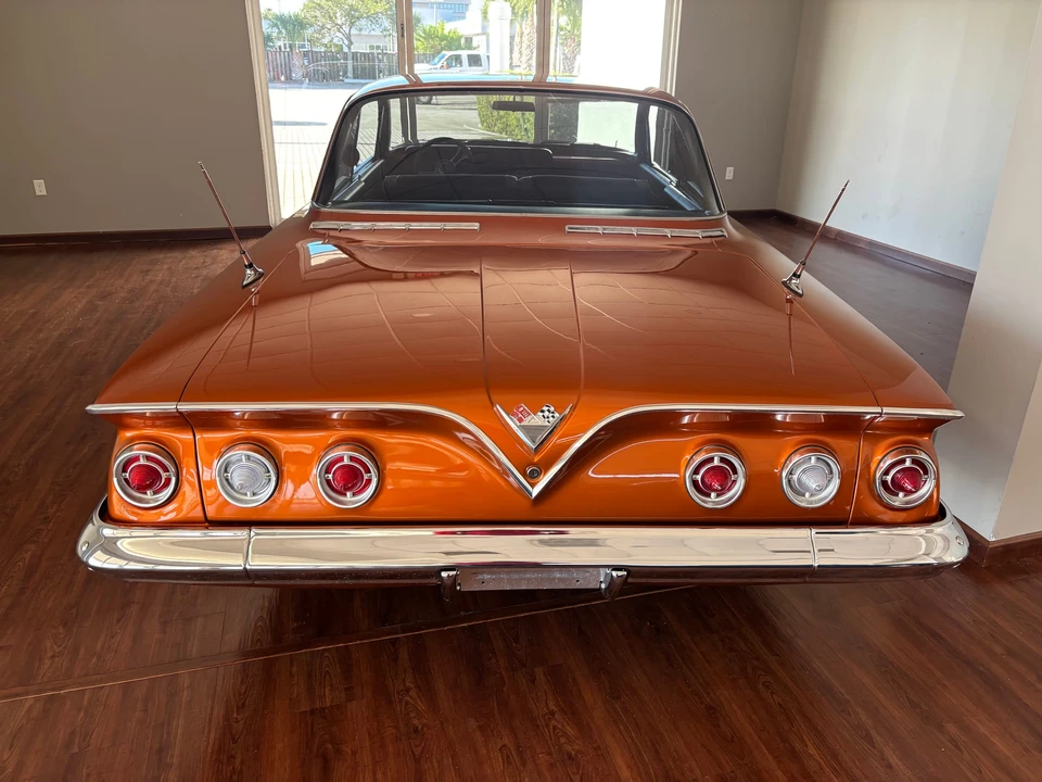 1961 Chevrolet Impala 3rd Gen - Image 11 of 31
