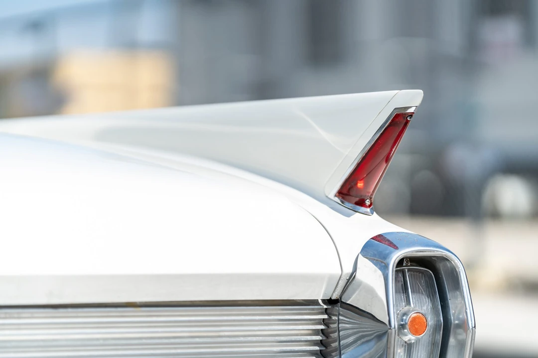 1962 Cadillac Series 62 6th Gen - Image 27 of 31