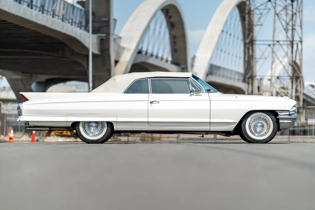 1962 Cadillac Series 62 6th Gen - Image 12 of 31